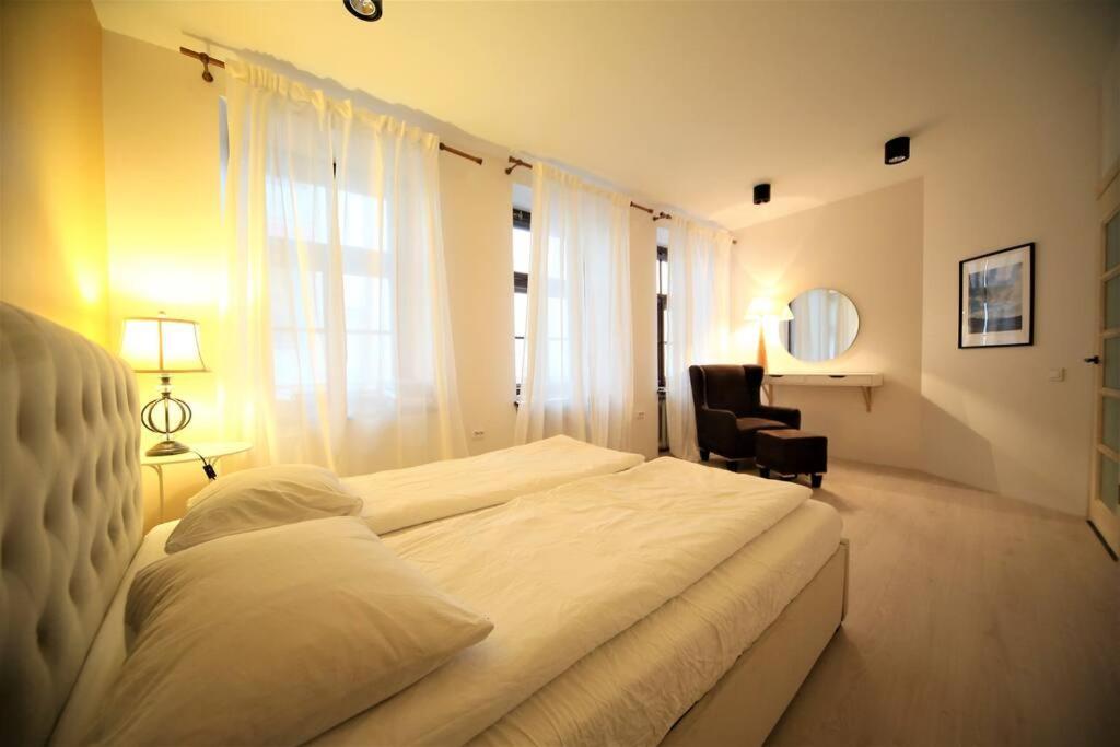 Lovely Two Bedroom In The Old Town Riga Luaran gambar
